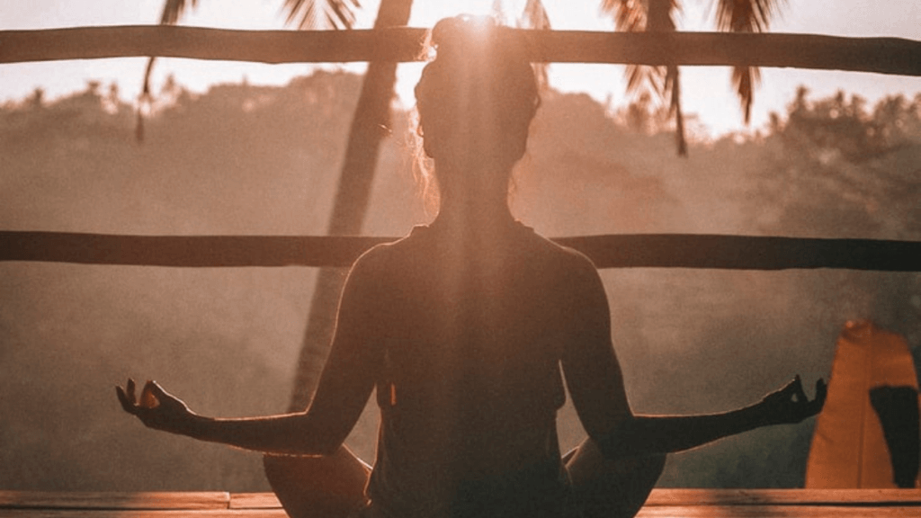 新的一年，用冥想與自己連結：冥想 3 大好處 +15 分鐘冥想練習